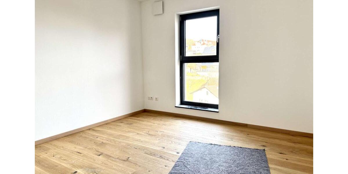 Etagenwohnung Passau Maierhof - 4 Zimmer, 124 m&sup2;, 1.635&euro; | Angebot:26003979