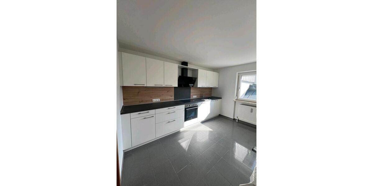 Erdgeschoßwohnung Hutthurm - 3 Zimmer, 105 m&sup2;, 750&euro; | Angebot:25975895