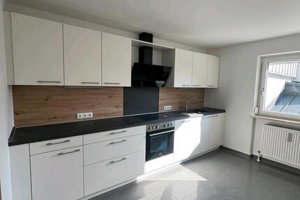 Wohnung Hutthurm - 3 Zimmer, 105 m&sup2;, 750&euro; | Angebot:25975895