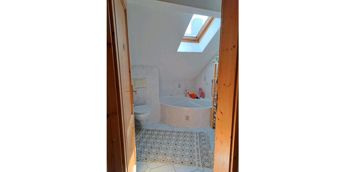 Dachgeschoßwohnung Freyung - 3 Zimmer, 120 m&sup2;, 920&euro; | Angebot:25639213