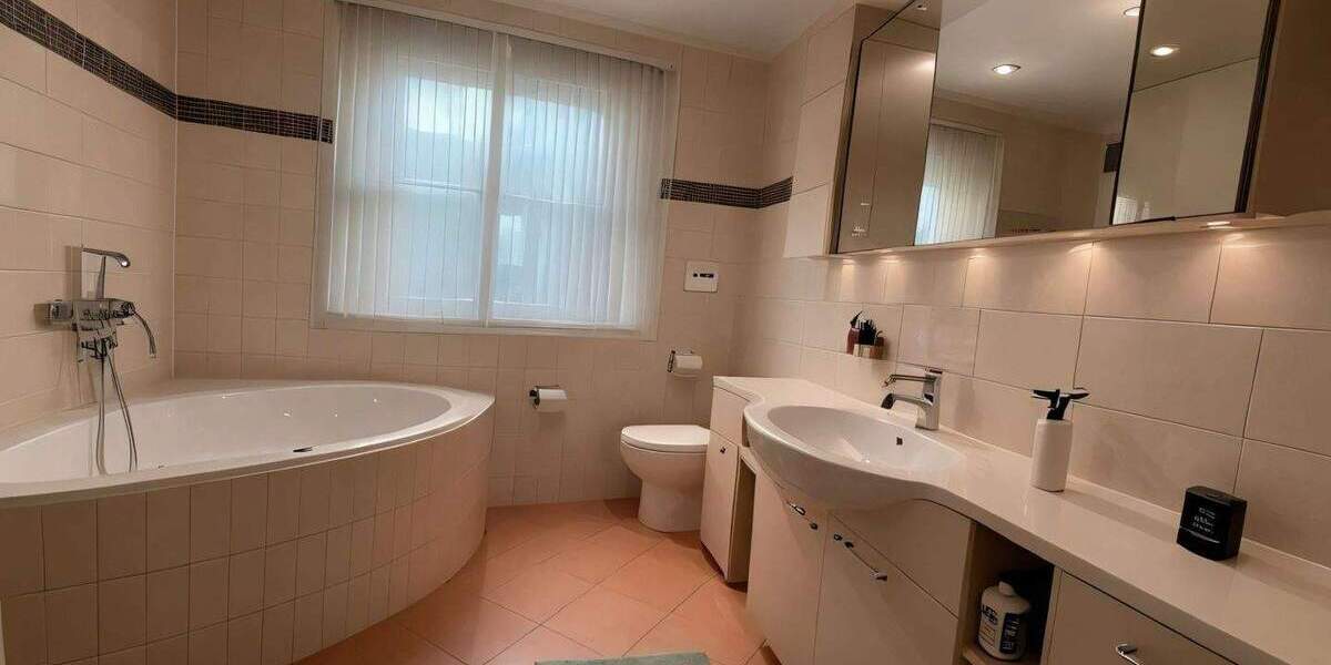 Etagenwohnung Ruhstorf an der Rott Ruhstorf - 4 Zimmer, 190 m&sup2;, 415.000&euro; | Angebot:25698353