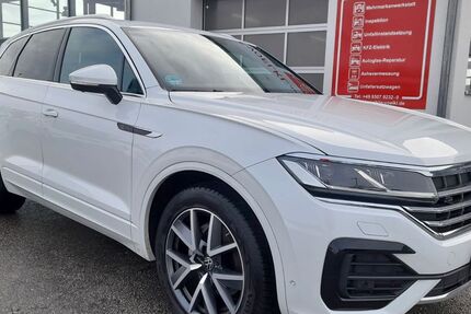 VW Touareg 128.910 km 40.999 &euro; Neuburg/Inn bei Passau 94127