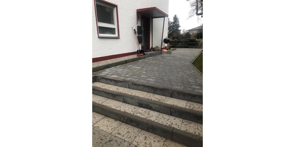 Etagenwohnung Hofkirchen - 4 Zimmer, 130 m&sup2;, 1.050&euro; | Angebot:25968166