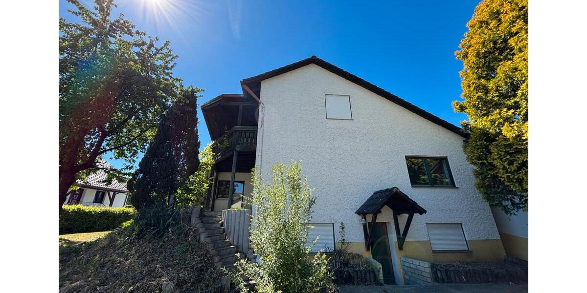 Einfamilienhaus Künzing - 8 Zimmer, 220 m&sup2;, 259.000&euro; | Angebot:26772176