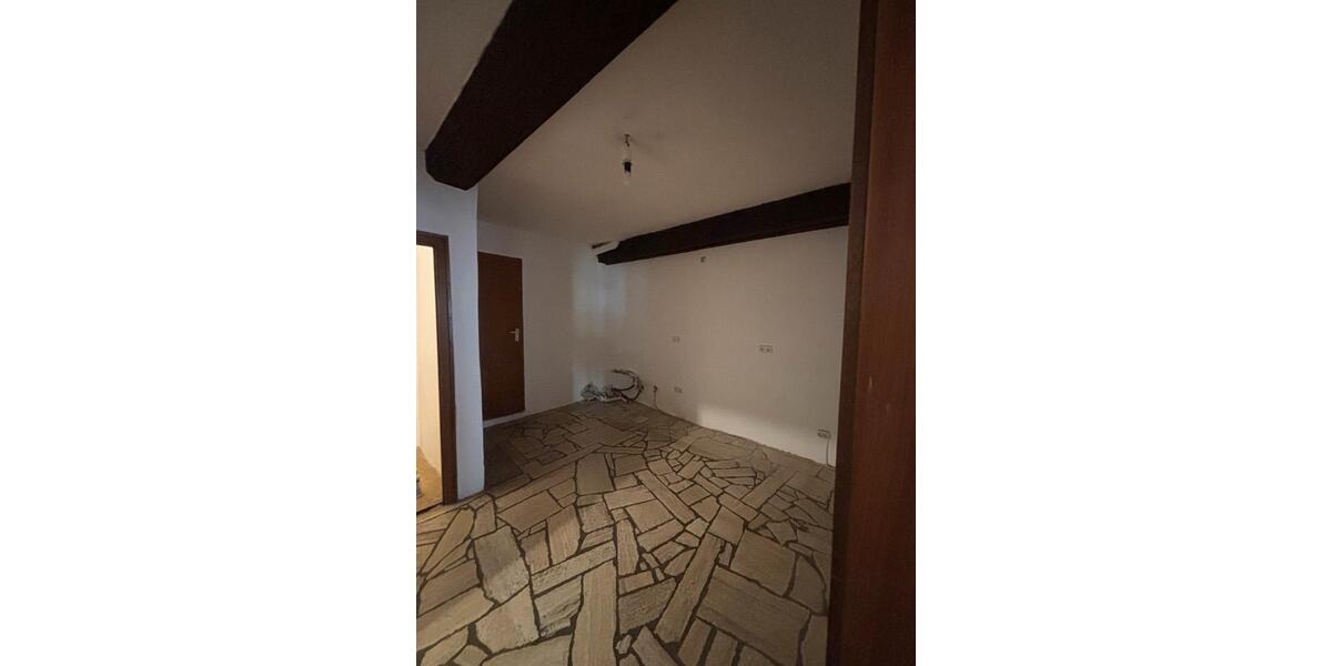 Etagenwohnung Passau Auerbach - 2 Zimmer, 72 m&sup2;, 720&euro; | Angebot:25925063