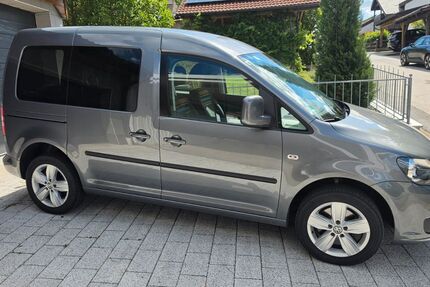 VW Caddy 246.500 km 7.900 &euro; Salzweg 94121