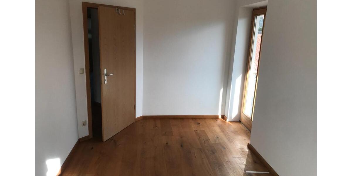 Doppelhaushälfte Neuburg am Inn - 6 Zimmer, 153 m&sup2;, 439.000&euro; | Angebot:26803042