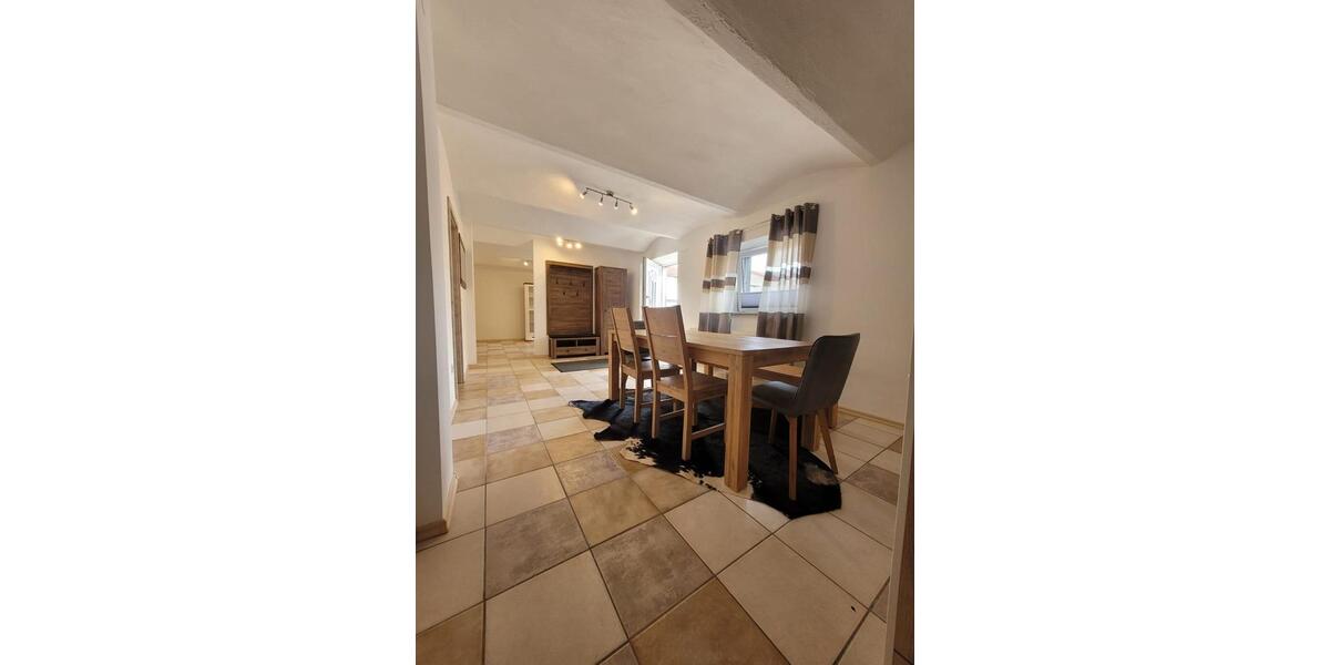 Erdgeschoßwohnung Bayerbach - 2 Zimmer, 80 m&sup2;, 730&euro; | Angebot:25639226