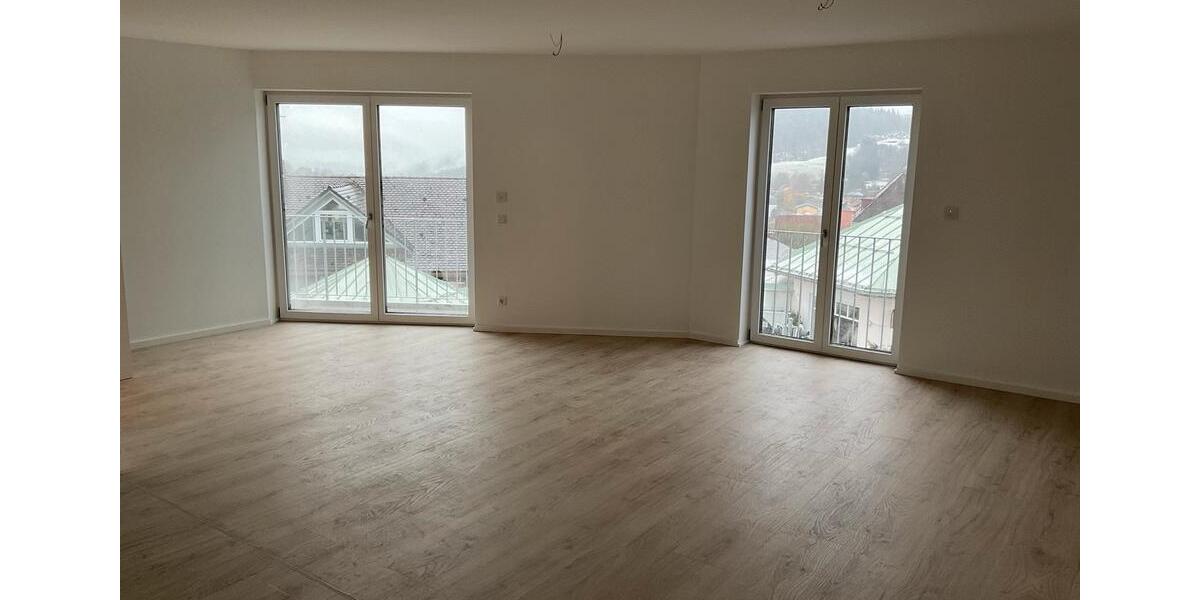 Etagenwohnung Freyung - 3 Zimmer, 79 m&sup2;, 749&euro; | Angebot:27595657