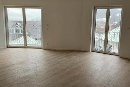 Wohnung Freyung - 3 Zimmer, 79 m&sup2;, 749&euro; | Angebot:27595657