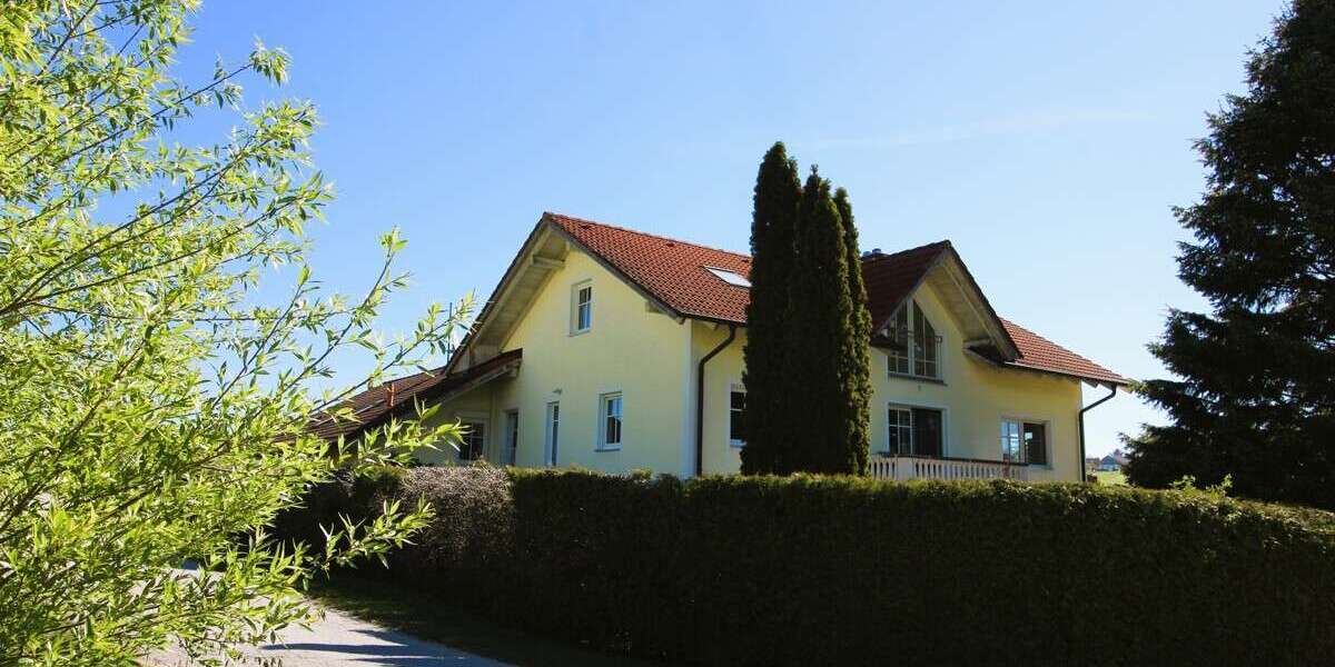 Etagenwohnung Bad Griesbach im Rottal / Sankt Salvator Sankt Salvator - 3 Zimmer, 76 m&sup2;, 690&euro; | Angebot:27250637