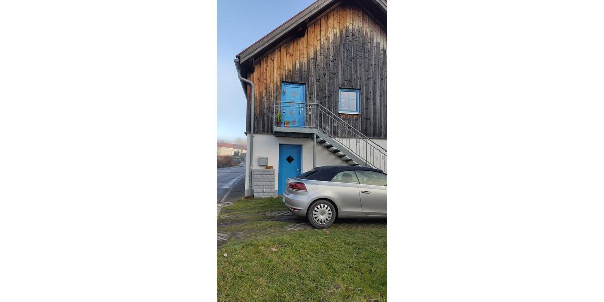 Etagenwohnung Egglham - 2 Zimmer, 70 m&sup2;, 350&euro; | Angebot:25922041