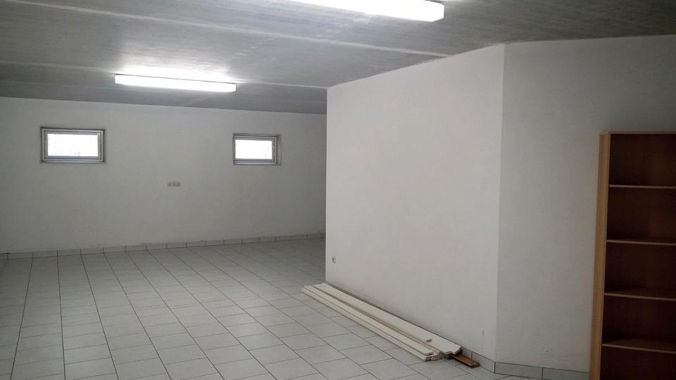 Dachgeschoßwohnung Passau Maierhof - 8 Zimmer, 150 m&sup2;, 1.650&euro; | Angebot:27624257