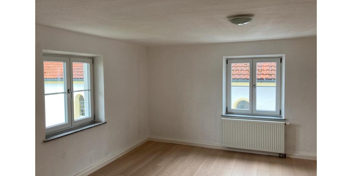 Einfamilienhaus Tittling - 5 Zimmer, 164 m&sup2;, 1.250&euro; | Angebot:26447221