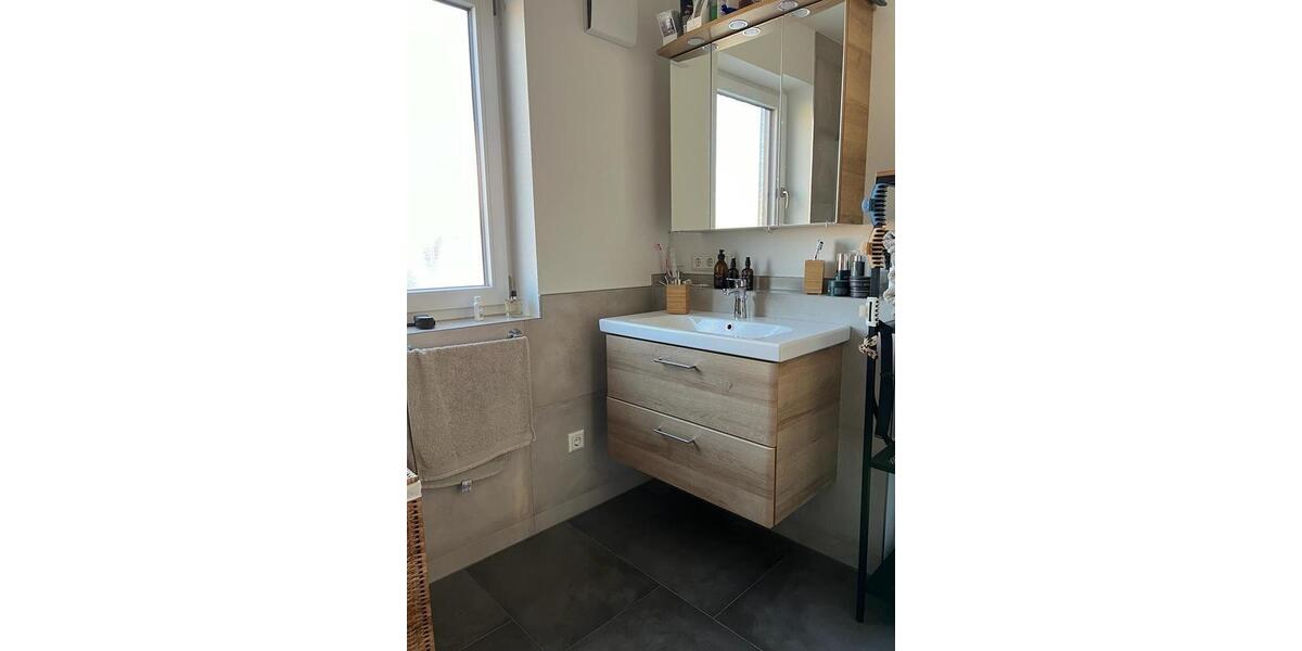 Etagenwohnung Tittling - 3 Zimmer, 75 m&sup2;, 1.100&euro; | Angebot:25853976