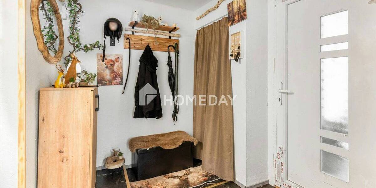 Mehrfamilienhaus, Wohnhaus Tittling - 7 Zimmer, 146 m&sup2;, 196.000&euro; | Angebot:25732765