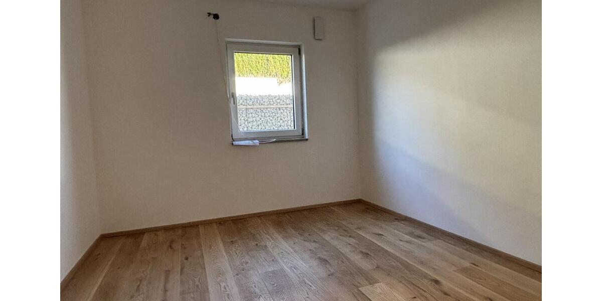 Erdgeschoßwohnung Büchlberg - 3 Zimmer, 83 m&sup2;, 1.000&euro; | Angebot:24419392