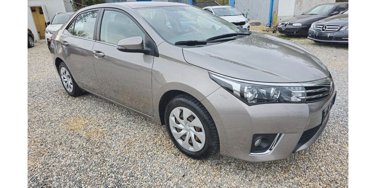 Toyota Corolla 144.694 km 10.900 &euro; Passau 94036