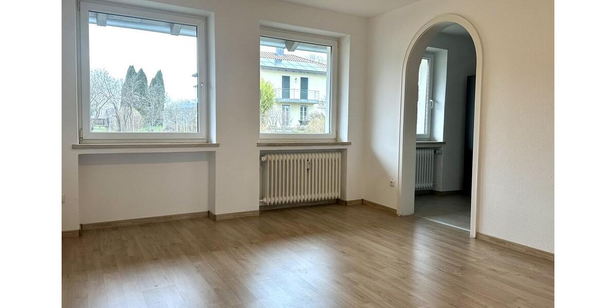 Dachgeschoßwohnung Passau Maierhof - 4 Zimmer, 85 m&sup2;, 850&euro; | Angebot:25652547