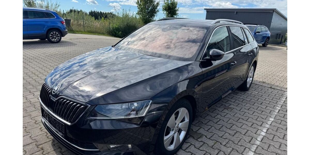 Skoda Superb 204.000 km 9.500 &euro; Otterskirchen 94575