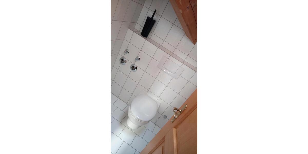 Dachgeschoßwohnung Passau Maierhof - 8 Zimmer, 150 m&sup2;, 1.650&euro; | Angebot:27624257