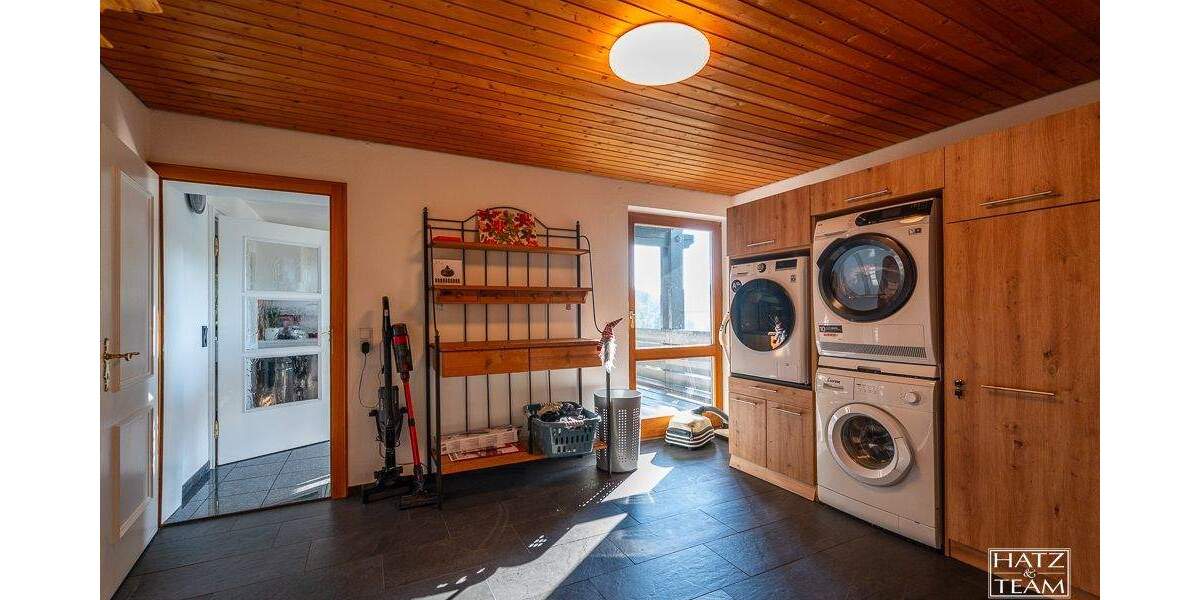 Einfamilienhaus Hutthurm Kalteneck - 8 Zimmer, 384 m&sup2;, 799.000&euro; | Angebot:25685316