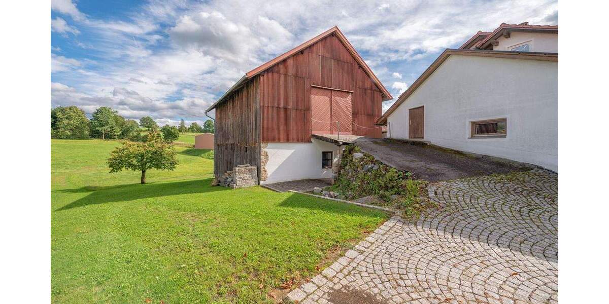 Bauernhaus, Landhaus Waldkirchen Richardsreut - 8 Zimmer, 177 m&sup2;, 690.000&euro; | Angebot:25742340