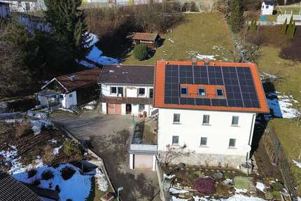 Haus Hauzenberg - 13 Zimmer, 204 m&sup2;, 395.000&euro; | Angebot:26320237