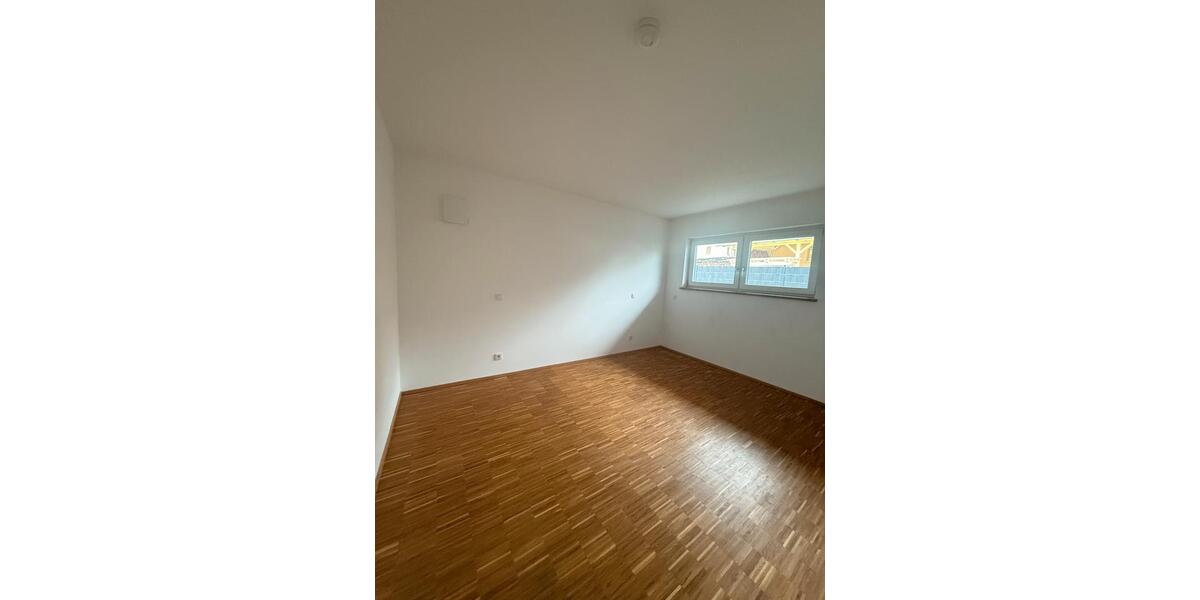 Etagenwohnung Hofkirchen - 3 Zimmer, 93 m&sup2;, 850&euro; | Angebot:25416729