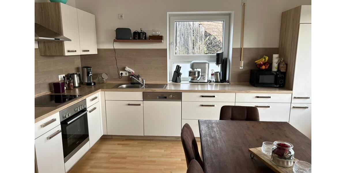 Etagenwohnung Hofkirchen - 4 Zimmer, 130 m&sup2;, 1.050&euro; | Angebot:25819025