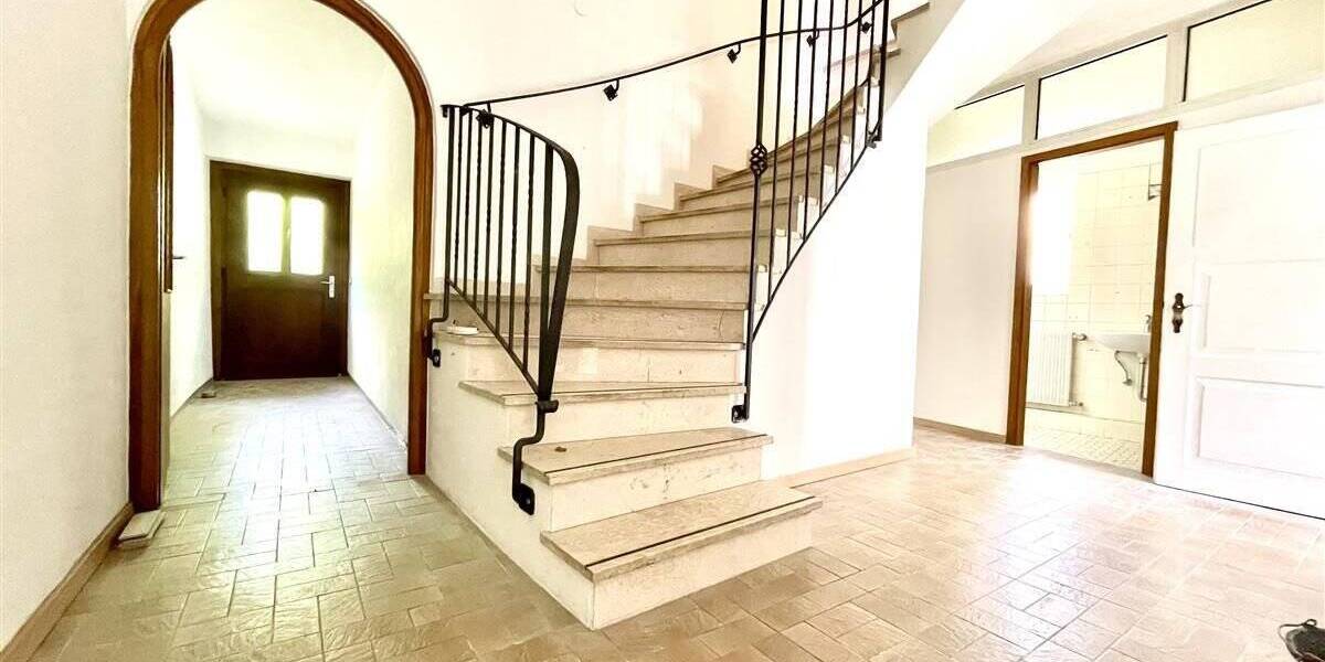 Einfamilienhaus Passau Altstadt - 7 Zimmer, 155 m&sup2;, 398.000&euro; | Angebot:25696551