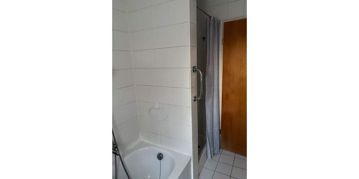 Etagenwohnung Passau Heining - 3 Zimmer, 77 m&sup2;, 180.000&euro; | Angebot:25801580