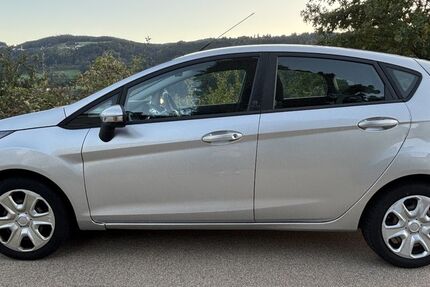 Ford Fiesta 87.700 km 4.800 &euro; Obernzell 94130