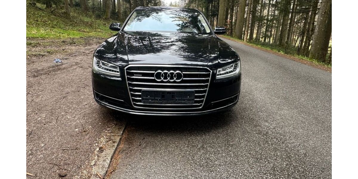 Audi A8 193.151 km 17.950 &euro; Salzweg 94121
