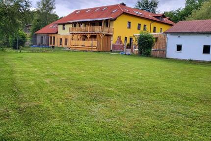 Haus Bad Birnbach Asenham - 29 Zimmer, 1.200 m&sup2;, 1.650.000&euro; | Angebot:25853988