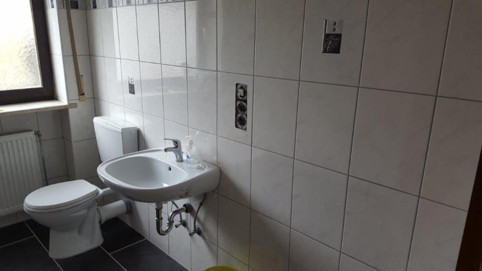 Einfamilienhaus Vilshofen an der Donau - 9 Zimmer, 300 m&sup2;, 459.000&euro; | Angebot:25173063