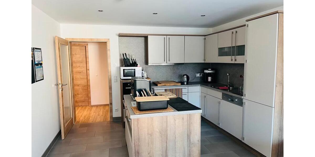 Mehrfamilienhaus, Wohnhaus Tettenweis - 10 Zimmer, 402 m&sup2;, 670.000&euro; | Angebot:26944052