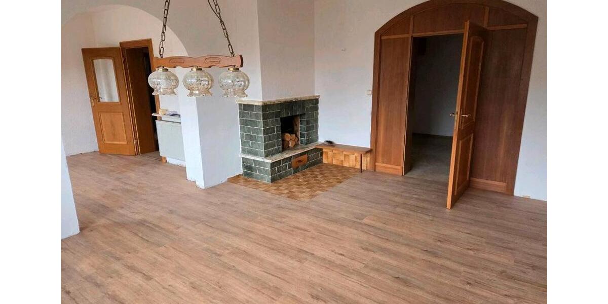 Mehrfamilienhaus, Wohnhaus Hauzenberg - 10 Zimmer, 216 m&sup2;, 379.000&euro; | Angebot:25991621