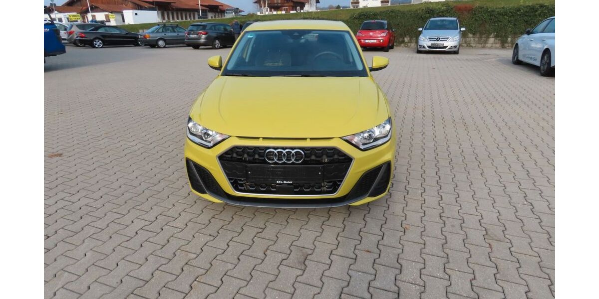 Audi A1 54.200 km 15.990 &euro; Neukirchen v. W. 94154