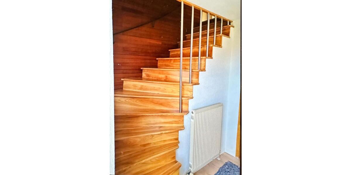 Einfamilienhaus Ortenburg - 6 Zimmer, 150 m&sup2;, 1.200&euro; | Angebot:26689524
