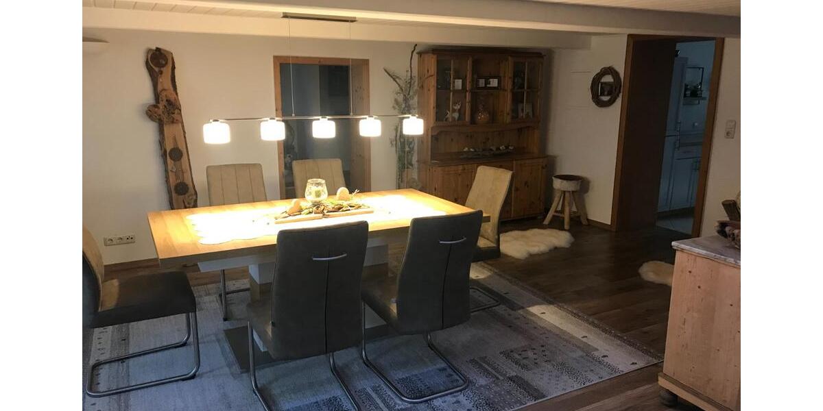 Etagenwohnung Tettenweis - 5 Zimmer, 110 m&sup2;, 700&euro; | Angebot:25329244