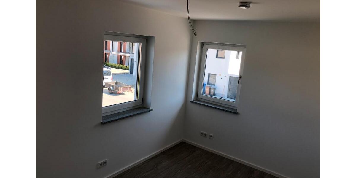 Doppelhaushälfte Tiefenbach - 4 Zimmer, 130 m&sup2;, 1.380&euro; | Angebot:26533082