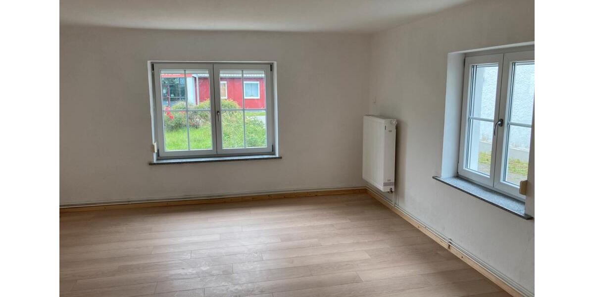Einfamilienhaus Tittling - 5 Zimmer, 164 m&sup2;, 1.250&euro; | Angebot:26447221