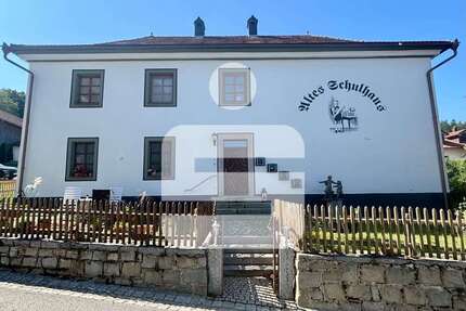 Haus Obernzell - 8 Zimmer, 258 m&sup2;, 380.000&euro; | Angebot:27229498