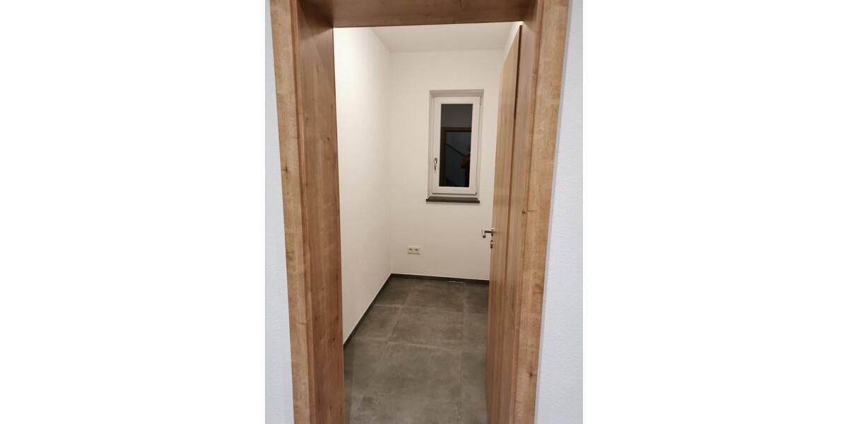 Doppelhaushälfte Pocking - 4 Zimmer, 122 m&sup2;, 1.500&euro; | Angebot:25054477