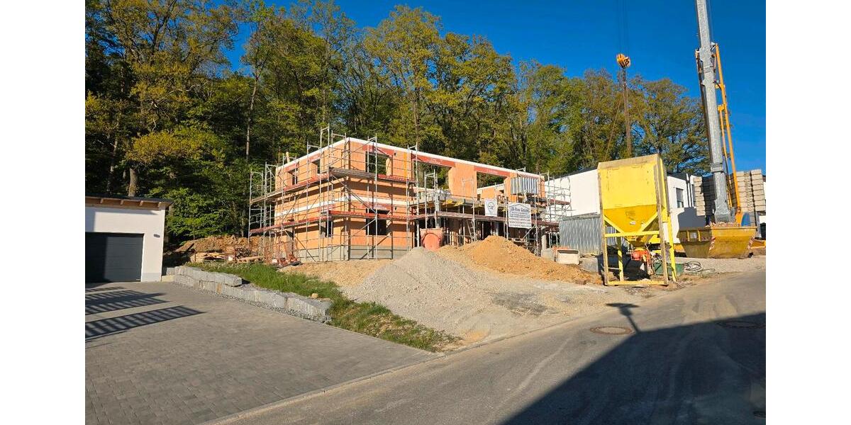 Dachgeschoßwohnung Windorf - 3 Zimmer, 63 m&sup2;, 870&euro; | Angebot:26447575