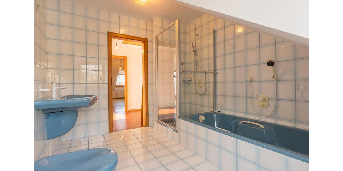 Dachgeschoßwohnung Passau Maierhof - 2 Zimmer, 76 m&sup2;, 800&euro; | Angebot:25840105