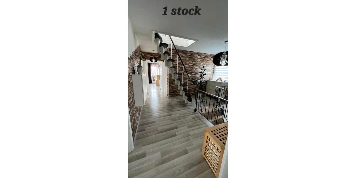 Einfamilienhaus Pocking - 9 Zimmer, 220 m&sup2;, 670.000&euro; | Angebot:24890824