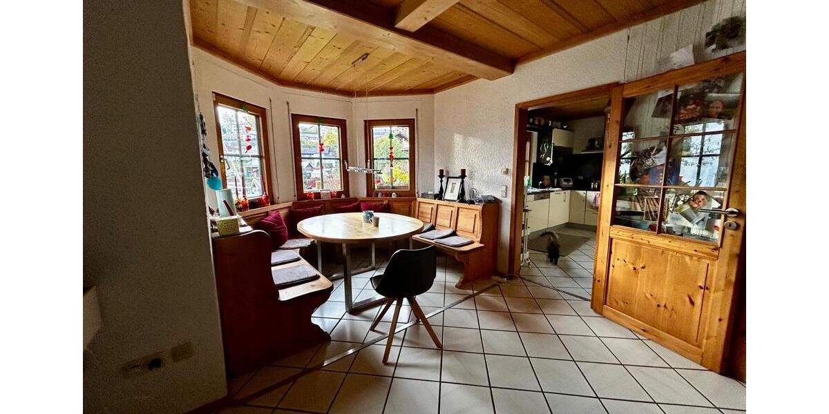Einfamilienhaus Hauzenberg - 7 Zimmer, 240 m&sup2;, 585.000&euro; | Angebot:26044925