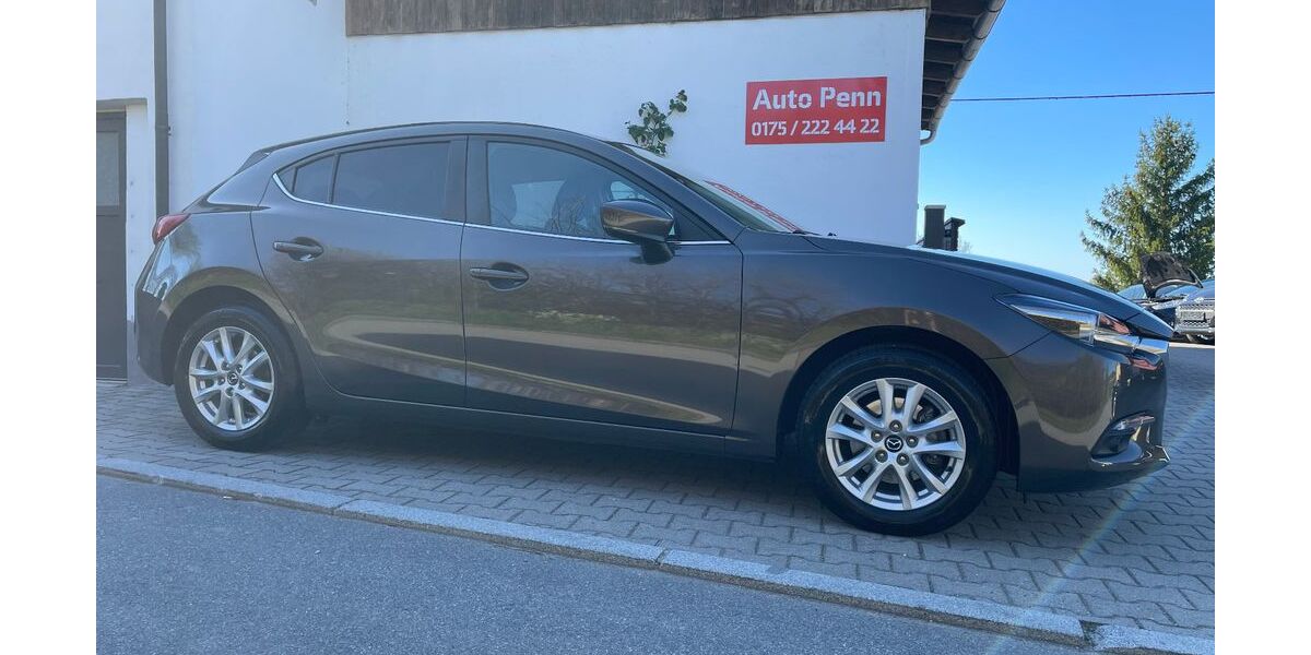 Mazda 3 90.628 km 12.490 &euro; Passau - Grubweg 94034